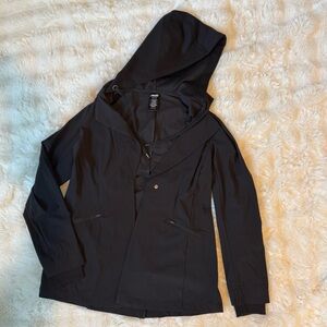 Avia Black Lightweight Hooded Nylon Jacket Women’s Size M